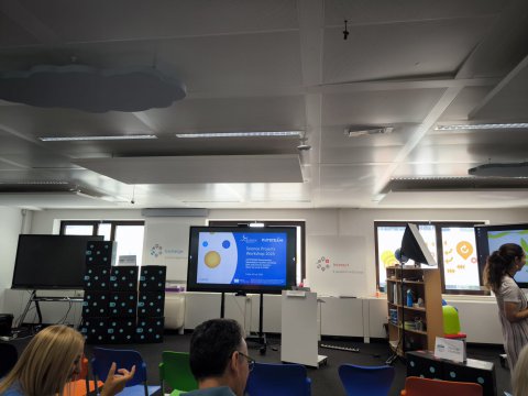 Edward A. Lockhart i Carolina Barriuso participen en el 2026 Science Projects Workshop a Brussel·les.